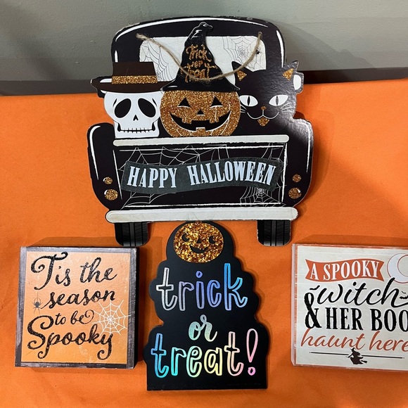 None Other - 6/$25 Halloween Wall Decor Set